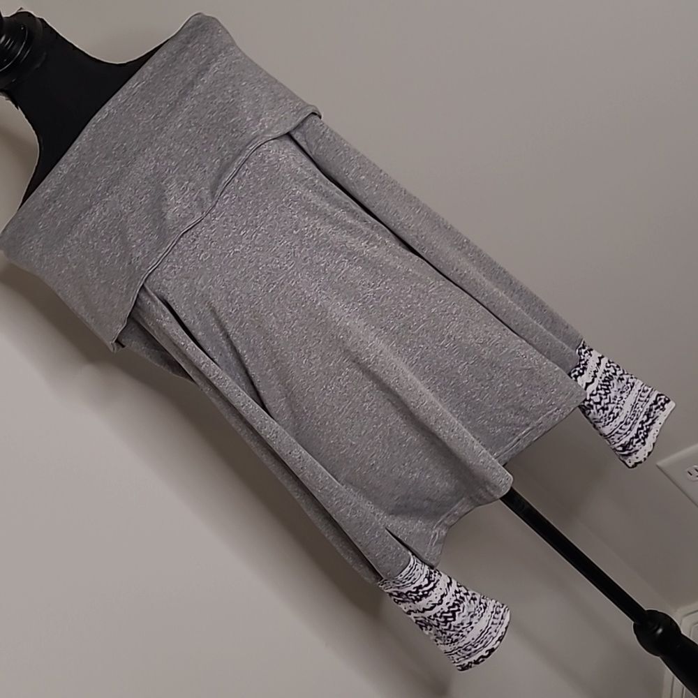 Miss Look sz S cowl neck gray tunic